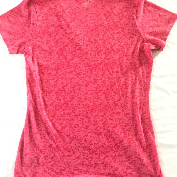 Under Armour Heat Gear V Neck Fitted tee - Picture 5 of 6